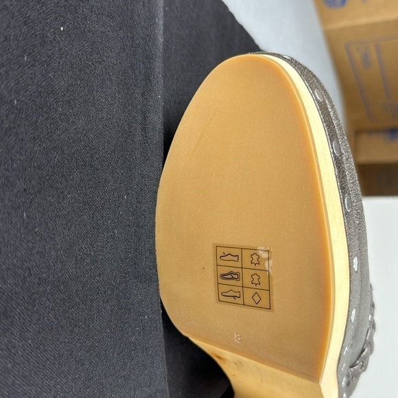 PAIGE Alex Platform Clogs in Gunmetal Suede. - Picture 15 of 15